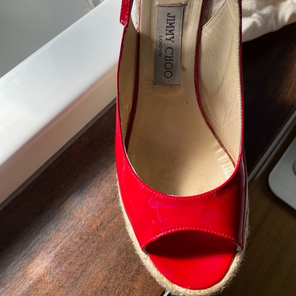 Jimmy Choo red patent leather peep toe espadrille - Picture 2 of 5